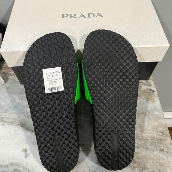 NEW Men’s PRADA Pool Slides - Picture 13 of 13